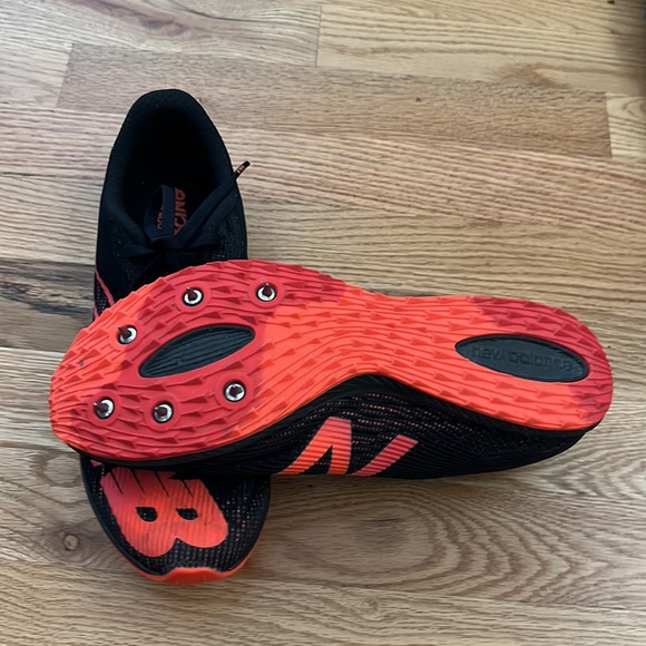 NB XC7 Racing Flats - Picture 2 of 3